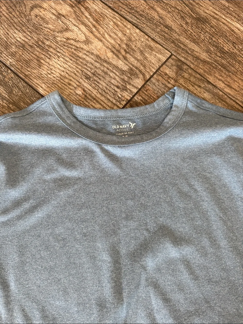 Old Navy Long Sleeve Tee in Light Blue